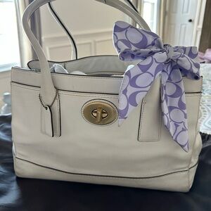 Classic Vintage Coach White Tote with Lavender Bow